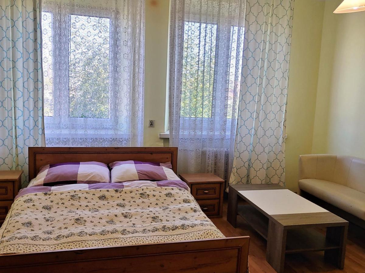 Hostel Omega Rzeszow Bagian luar foto